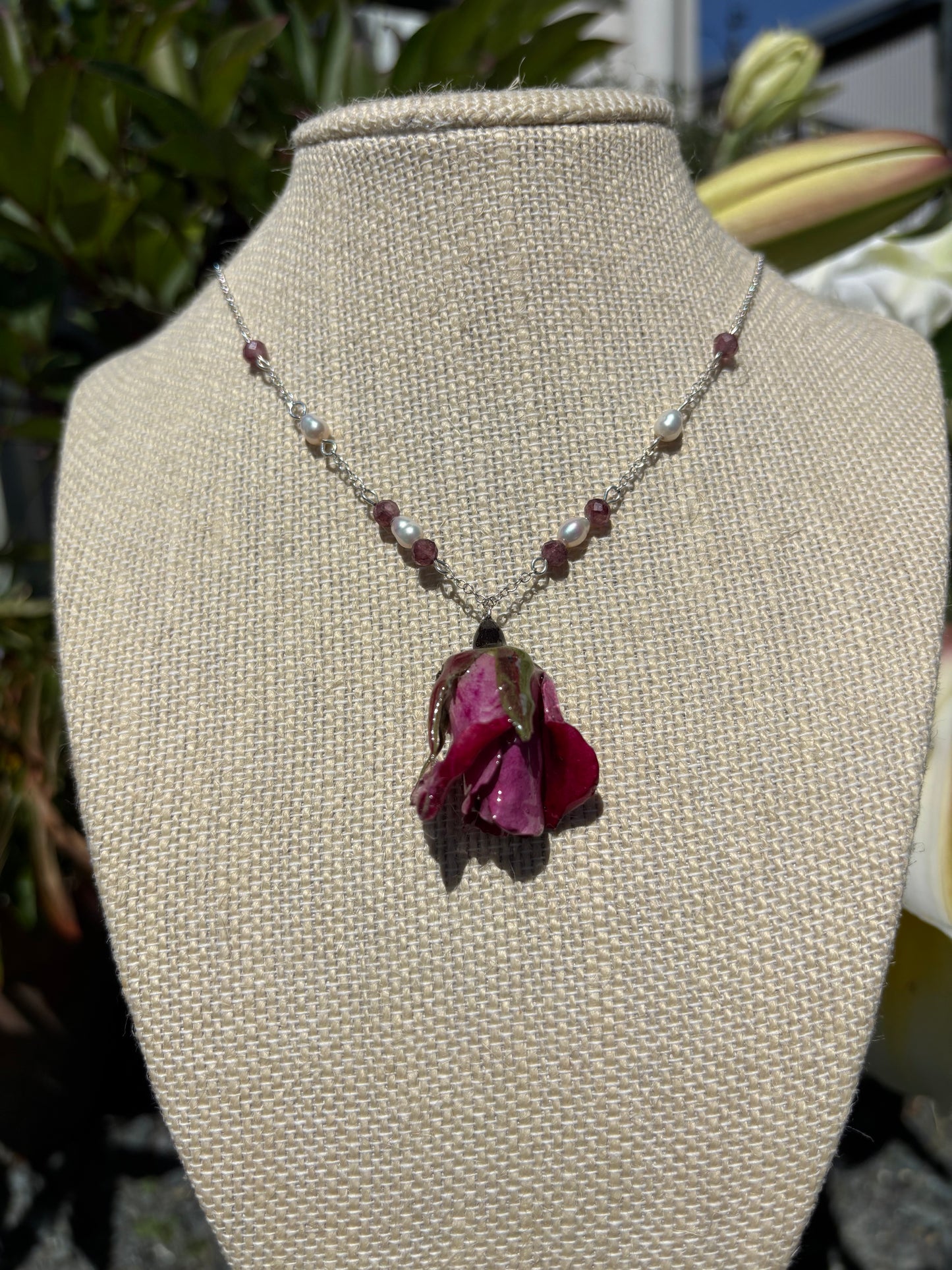 Rose bud Necklace