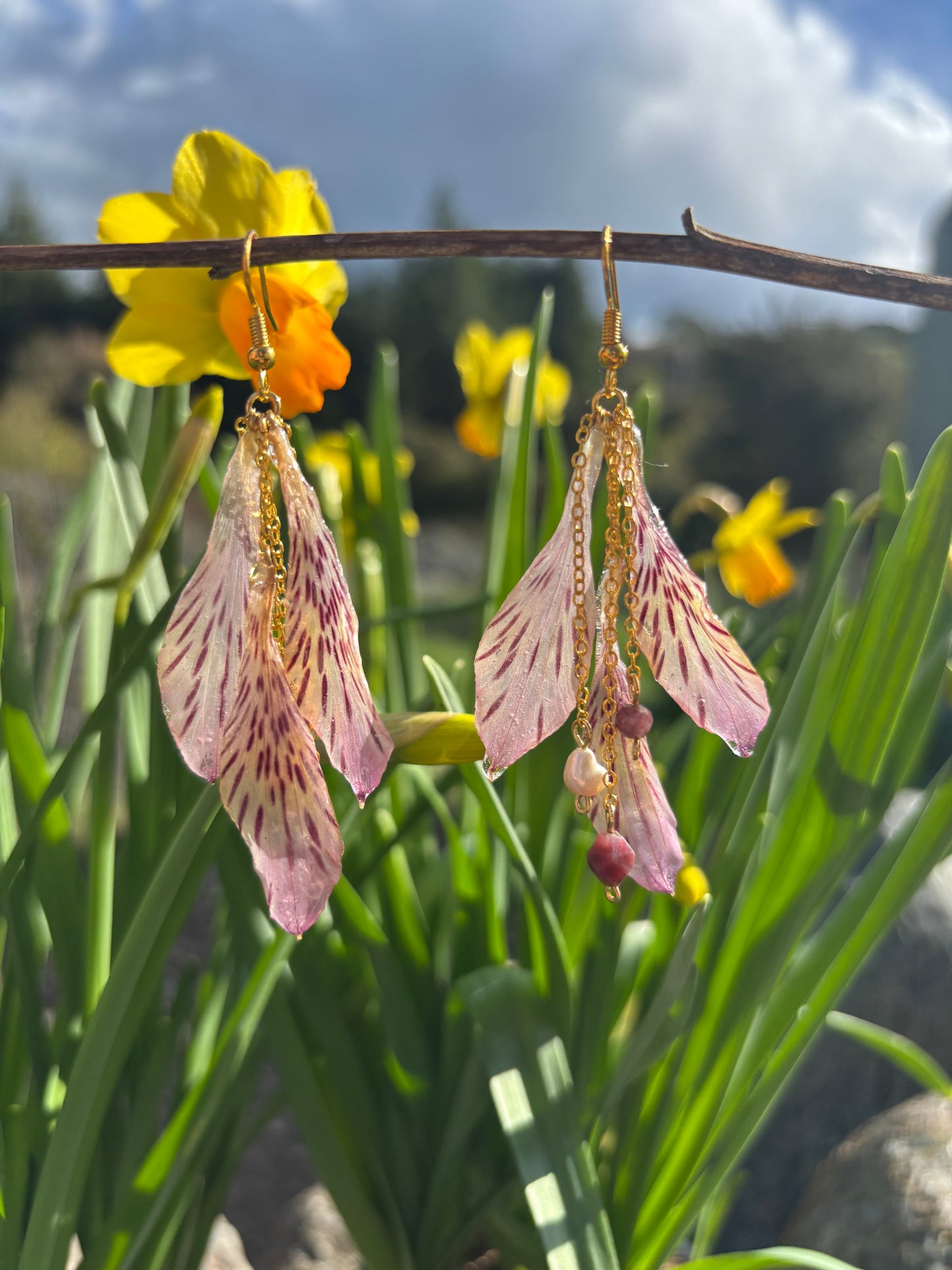 Alstroemeria feather earrings