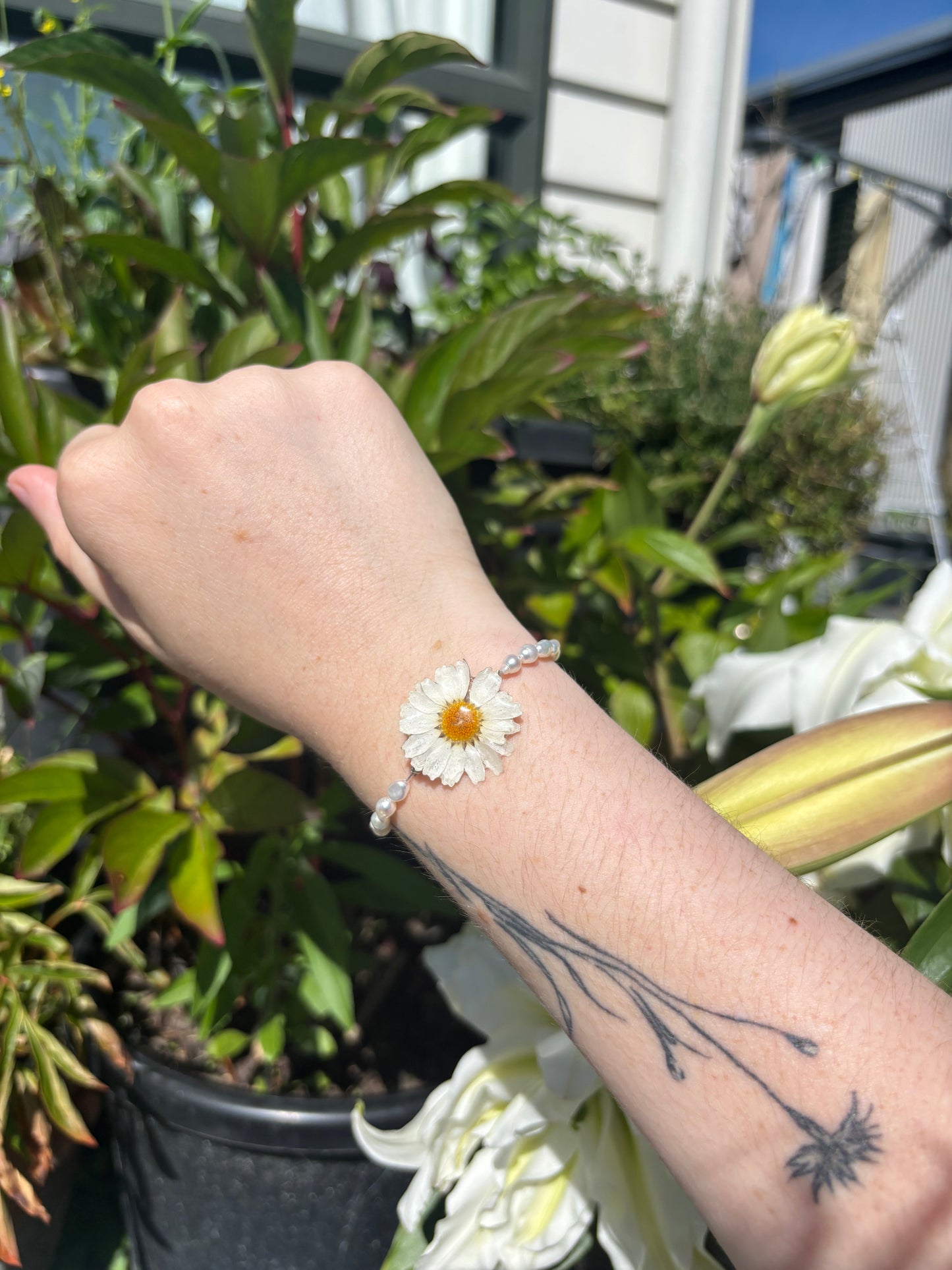 Feverfew and Pearl bracelet
