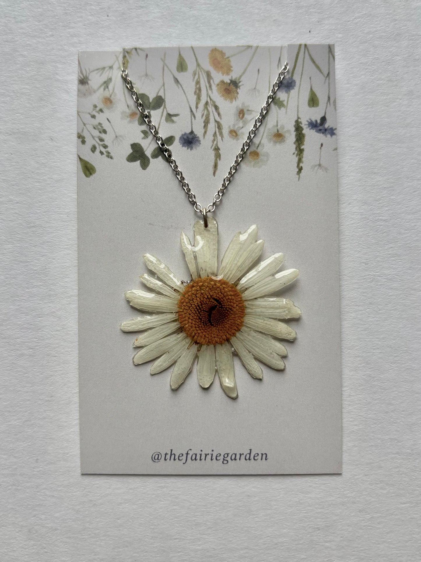 Daisy Necklace