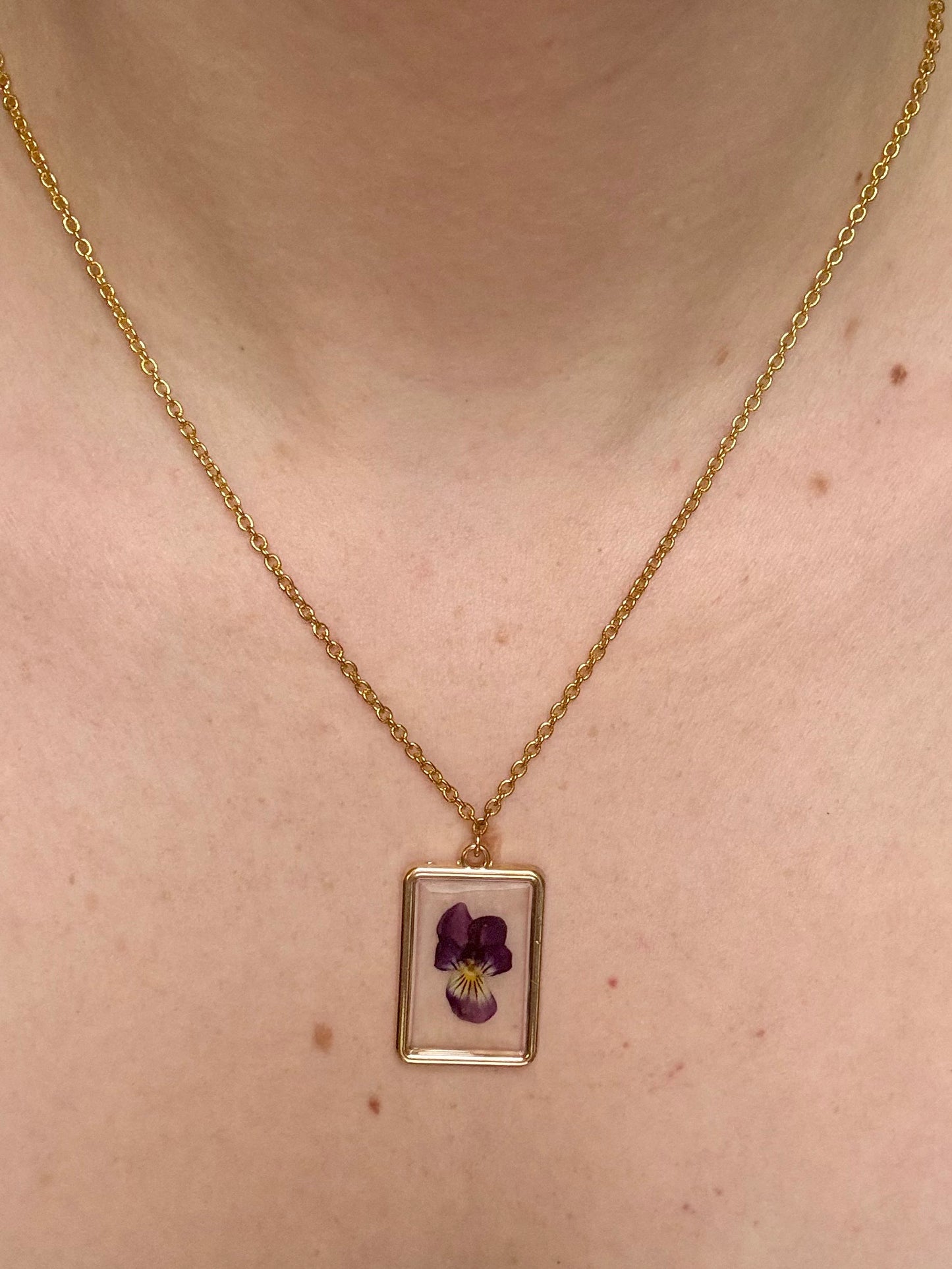 Viola Necklace