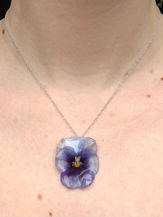 Pansy Necklace