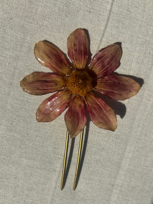 Dahlia Bun pin