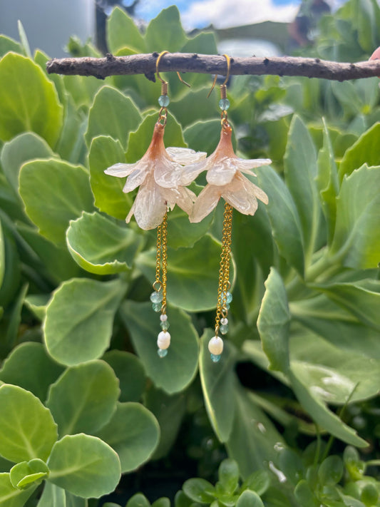 Azalea earrings - Blue apatite (Gold or Silver)